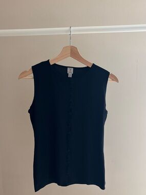 Tristan Sleeveless Black Button-Front Shell